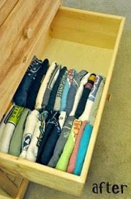 Organizing_clothes