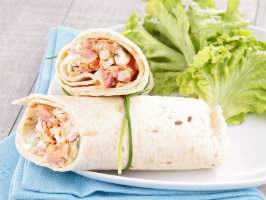 Chicken and apples wrap